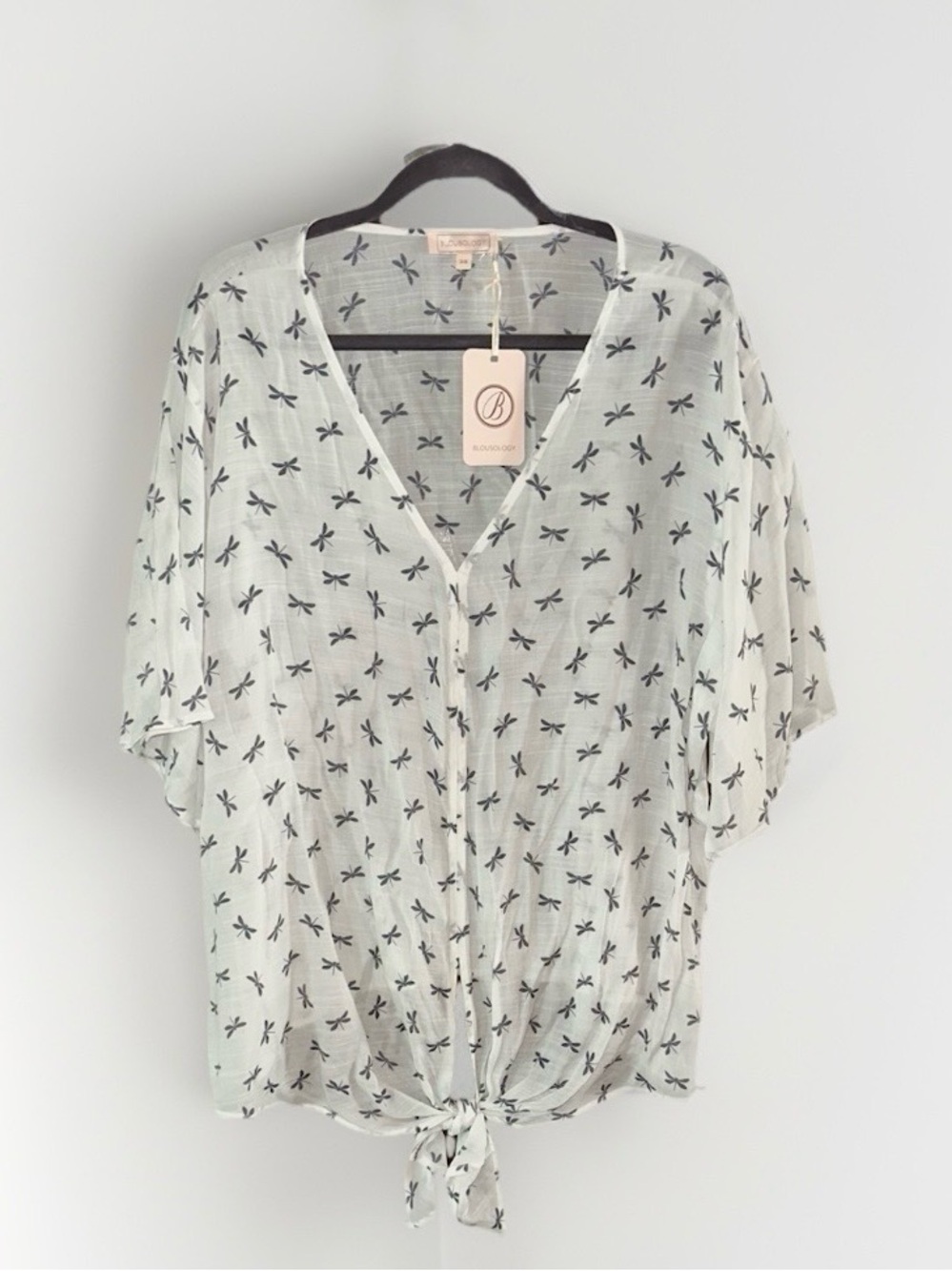 Blousology Womens 3X White Dragonfly Print Tie Front Button Down Blouse NWT